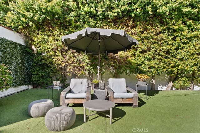 915 S Wooster, Los Angeles, CA 90035