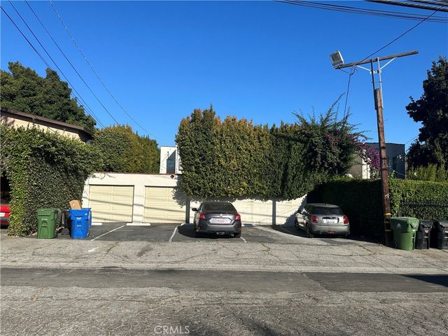 915 S Wooster, Los Angeles, CA 90035