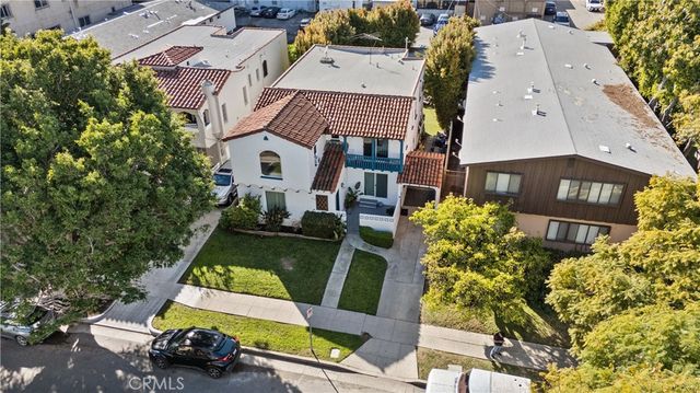 915 S Wooster, Los Angeles, CA 90035