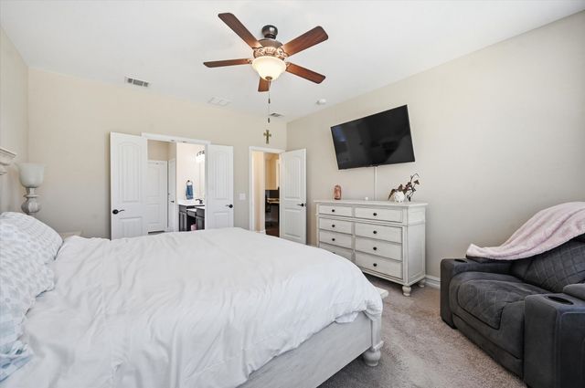 824 Pinnacle Ridge Road, Fort Worth, TX 76052