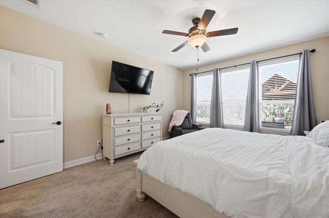 824 Pinnacle Ridge Road, Fort Worth, TX 76052