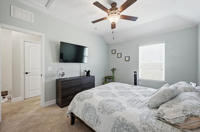 824 Pinnacle Ridge Road, Fort Worth, TX 76052