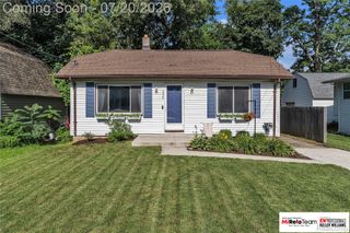 2929 Holden Avenue, Waterford Charter Township, MI 48329