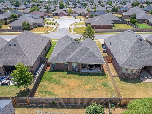 2317 NW 159th Terrace, Edmond, OK 73013