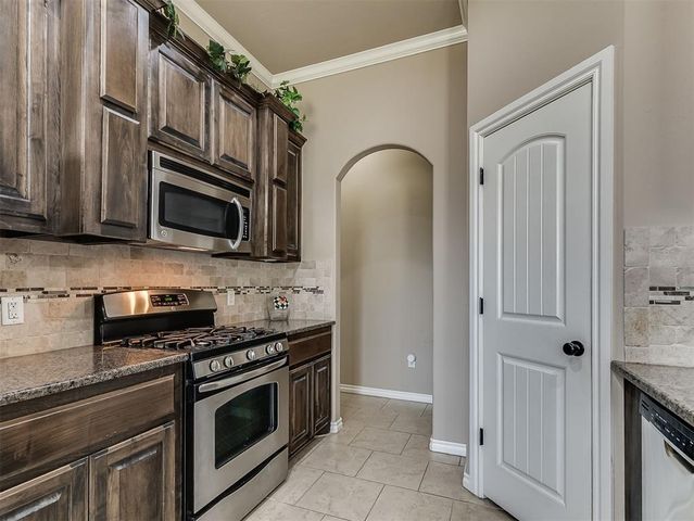 2317 NW 159th Terrace, Edmond, OK 73013