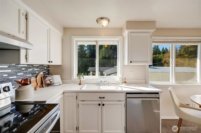 4230 174th Place NW, Stanwood, WA 98292