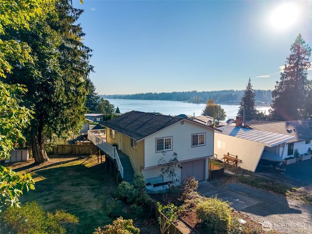 4230 174th Place NW, Stanwood, WA 98292