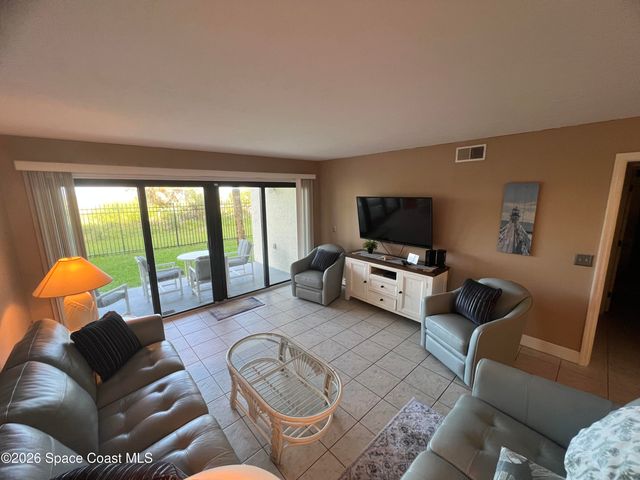 1050 N Atlantic Avenue 106, Cocoa Beach, FL 32931