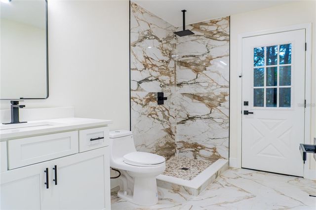 5320 NE 2ND LANE, Ocala, FL 34470