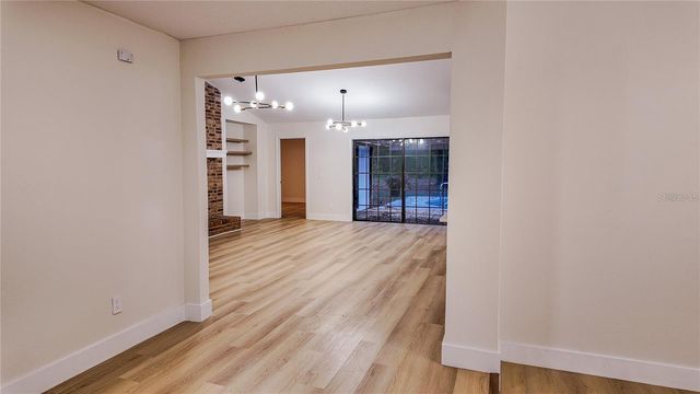 5320 NE 2ND LANE, Ocala, FL 34470