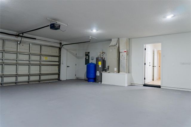 5320 NE 2ND LANE, Ocala, FL 34470