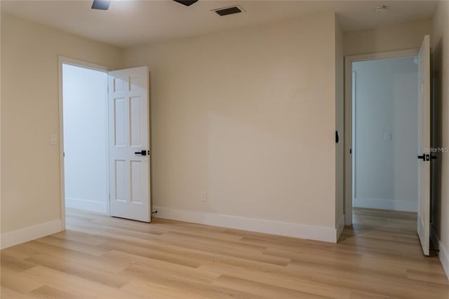 5320 NE 2ND LANE, Ocala, FL 34470