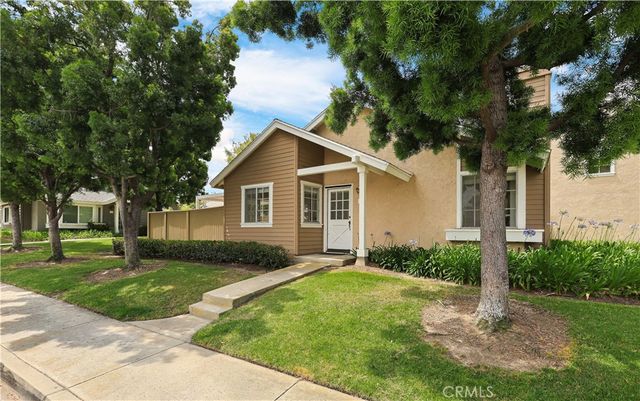 155 Rockwood, Irvine, CA 92614