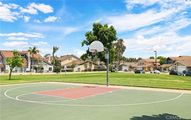 155 Rockwood, Irvine, CA 92614