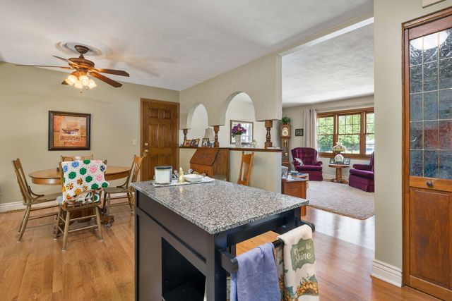 918 6th Street, Hampton, IL 61256