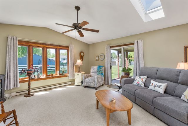 918 6th Street, Hampton, IL 61256