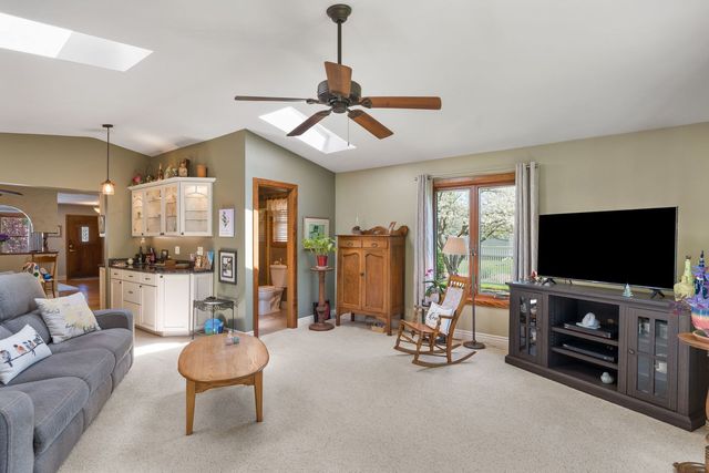 918 6th Street, Hampton, IL 61256