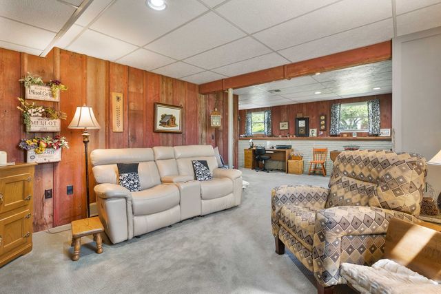 918 6th Street, Hampton, IL 61256