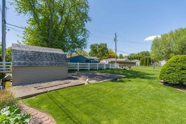 918 6th Street, Hampton, IL 61256