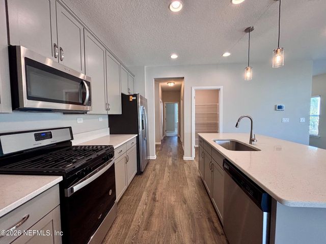 2860 COPPERWOOD Avenue, Orange Park, FL 32073