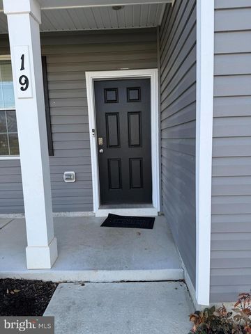 19 SMOKEHOUSE ROAD, Carlisle, PA 17013