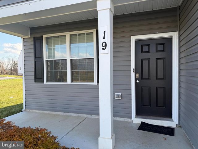 19 SMOKEHOUSE ROAD, Carlisle, PA 17013