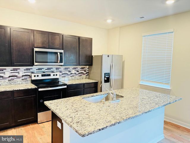 19 SMOKEHOUSE ROAD, Carlisle, PA 17013