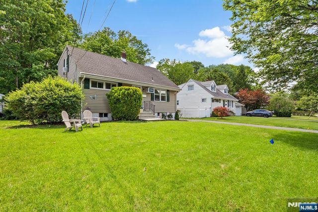 642 Ellington Road, Ridgewood, NJ 07450