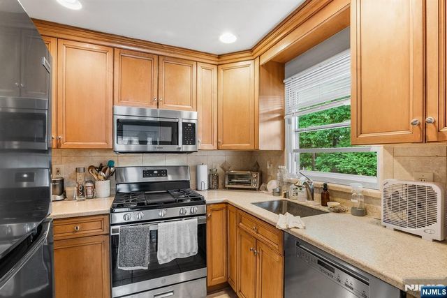 642 Ellington Road, Ridgewood, NJ 07450