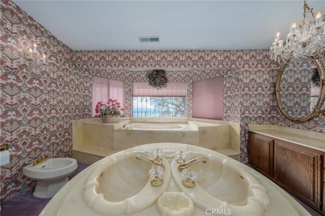 9196 Upper Lake Lucerne Road, Upper Lake, CA 95485