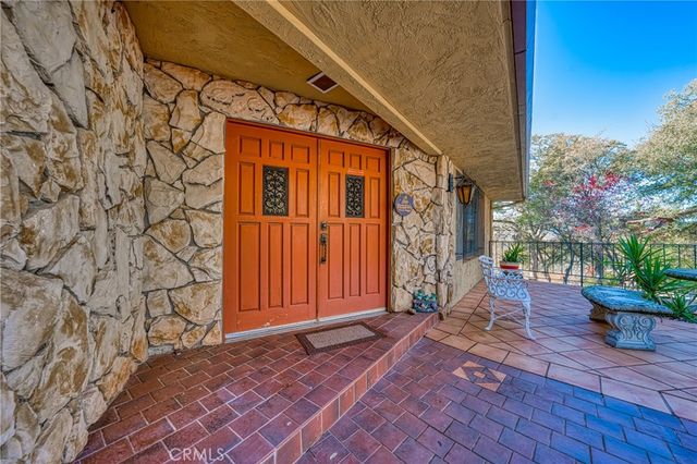 9196 Upper Lake Lucerne Road, Upper Lake, CA 95485