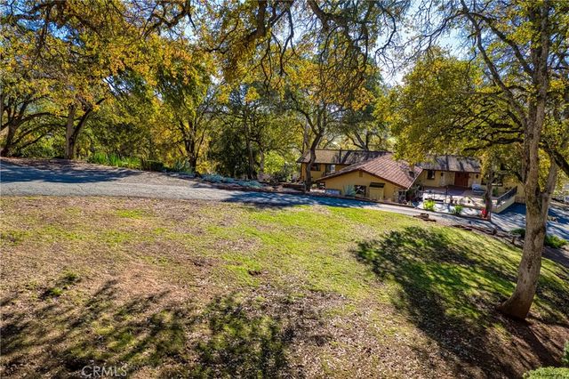 9196 Upper Lake Lucerne Road, Upper Lake, CA 95485