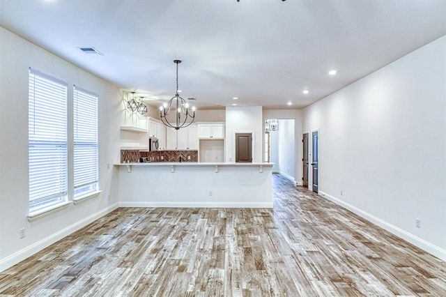 2433 NW 179th Street, Edmond, OK 73012