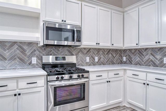 2433 NW 179th Street, Edmond, OK 73012