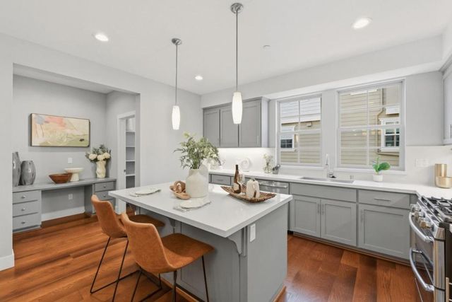 1098 Barberry Terrace, Sunnyvale, CA 94086