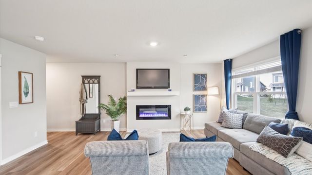 1069 Daisy Lane, Waukee, IA 50263