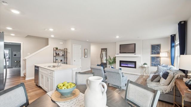 1069 Daisy Lane, Waukee, IA 50263