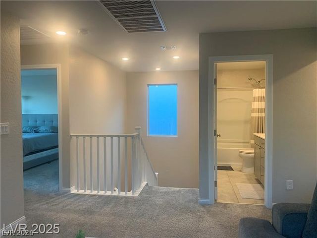 10688 Silver Pond Avenue, Las Vegas, NV 89135