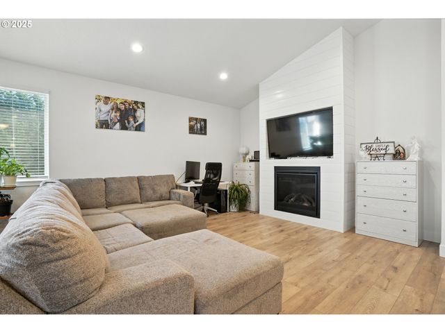 17900 Ne 47TH Ave, Vancouver, WA 98686