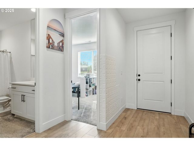 17900 Ne 47TH Ave, Vancouver, WA 98686