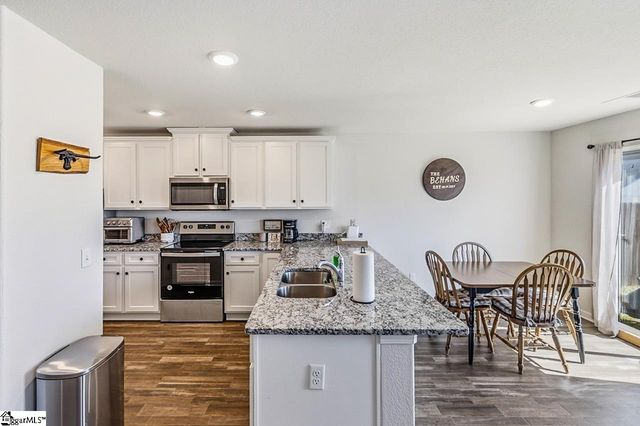 2182 Southlea Drive, Inman, SC 29349