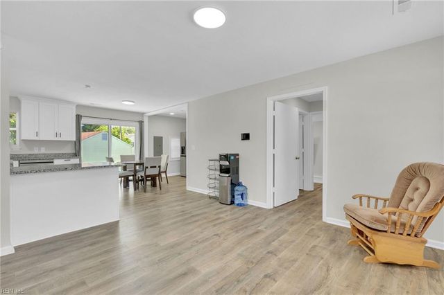 742 Harpersville RD, Newport News, VA 23601