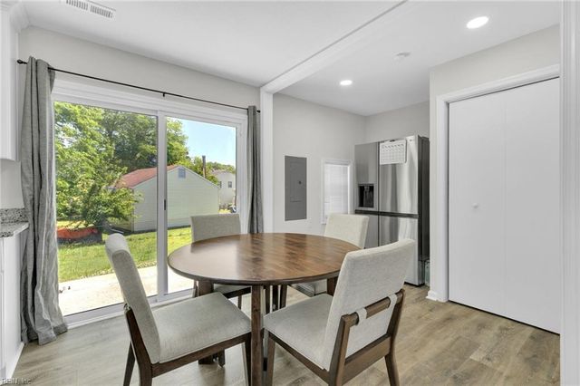 742 Harpersville RD, Newport News, VA 23601