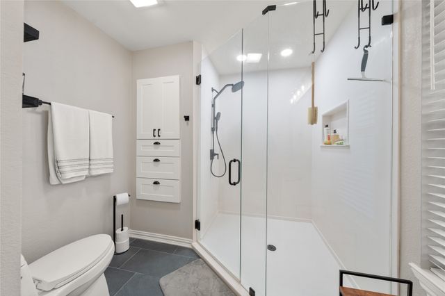 395 Lazy Acres Drive, Woodway, TX 76712