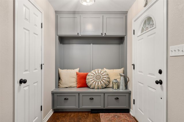 395 Lazy Acres Drive, Woodway, TX 76712