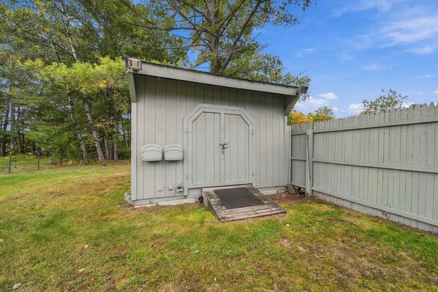 13 Carr Street, Franklin, NH 03235