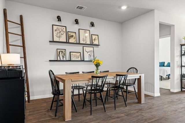 209 Connor LN, Georgetown, TX 78626