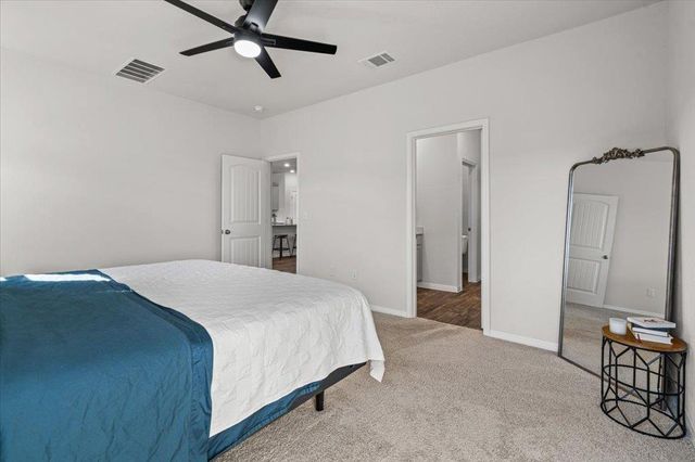 209 Connor LN, Georgetown, TX 78626