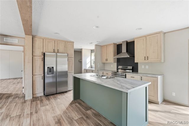 6653 N Zircon Point, Dunnellon, FL 34433