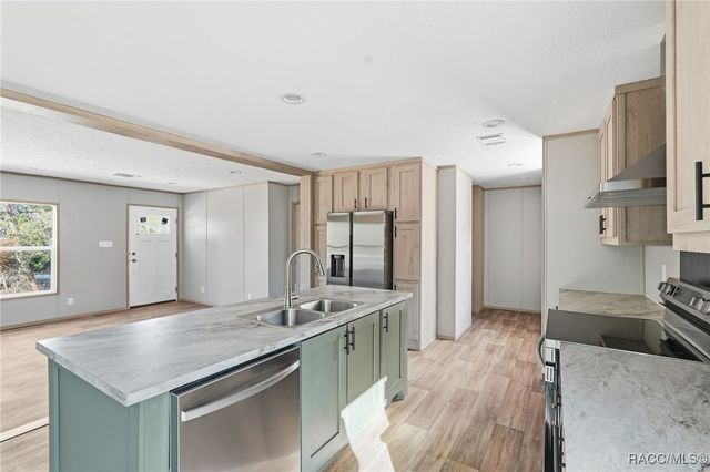 6653 N Zircon Point, Dunnellon, FL 34433